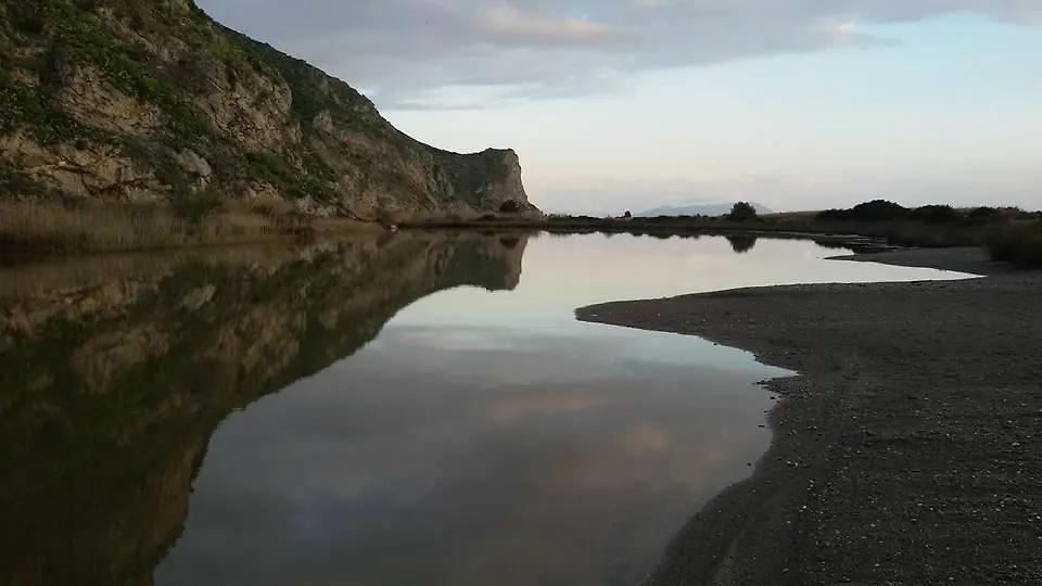 B&B La Gatta Bianca Oliveri 0*,  Ιταλία